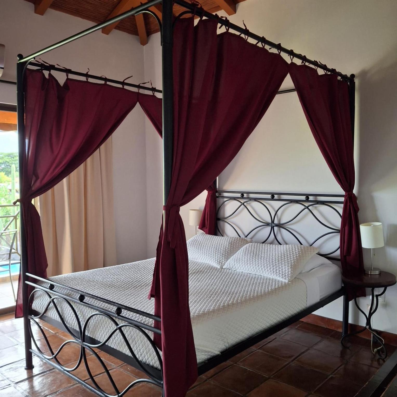 Hotel Jardin Garden De Granada Nicaragua Bilik gambar